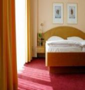 Hotel Kurfuerstendamm Am Adenauerplatz Berlin Bagian luar foto